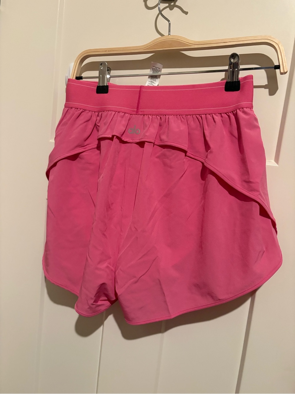 ALO Yoga Match Point Short Medium Limited: Paradise Pink NWT - Picture 5 of 7